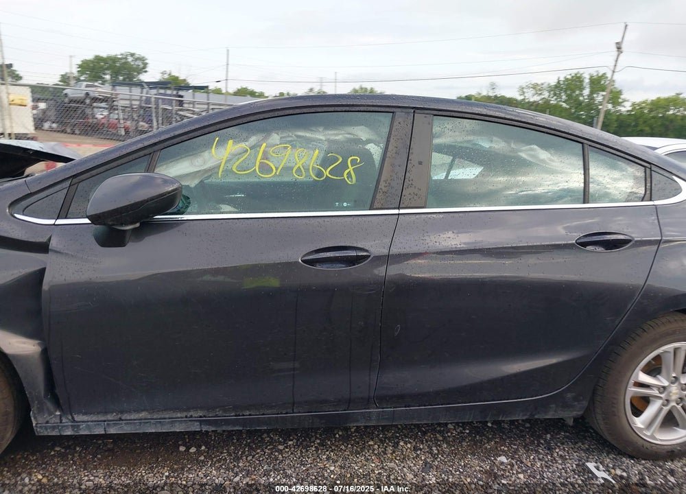 2017 CHEVROLET CRUZE VIN: 1G1BE5SM6H7226689