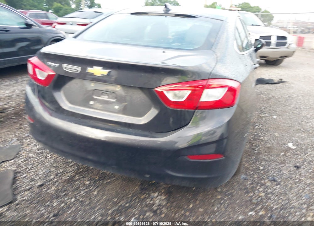 2017 CHEVROLET CRUZE VIN: 1G1BE5SM6H7226689