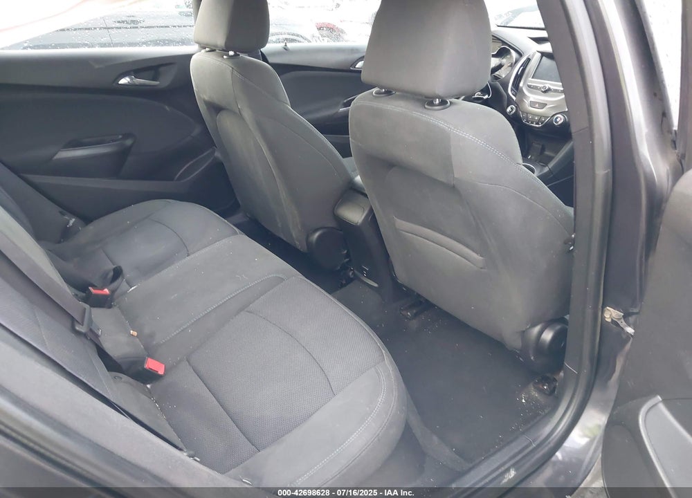 2017 CHEVROLET CRUZE VIN: 1G1BE5SM6H7226689