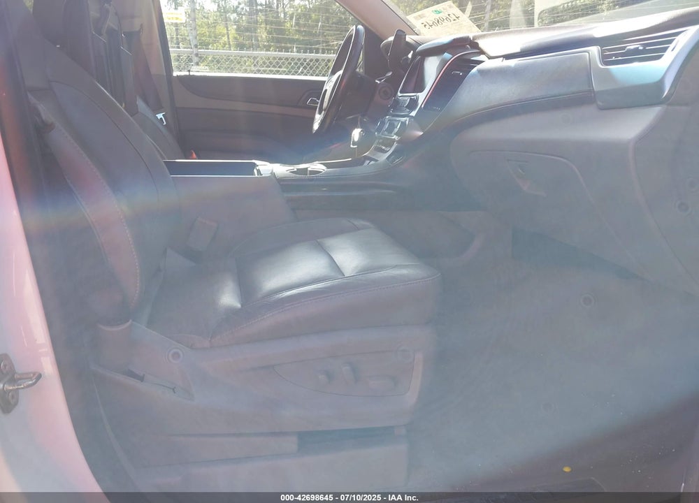 2019 CHEVROLET SUBURBAN VIN: 1GNSCHKC3KR114568