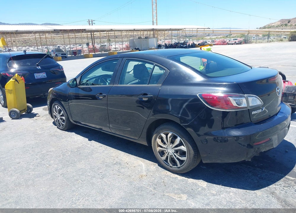 2013 MAZDA 3 VIN: JM1BL1UP8D1731515