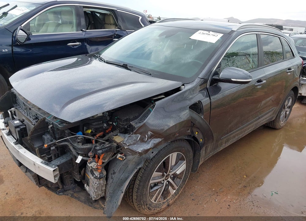 2020 KIA NIRO VIN: KNDCC3LD6L5428103