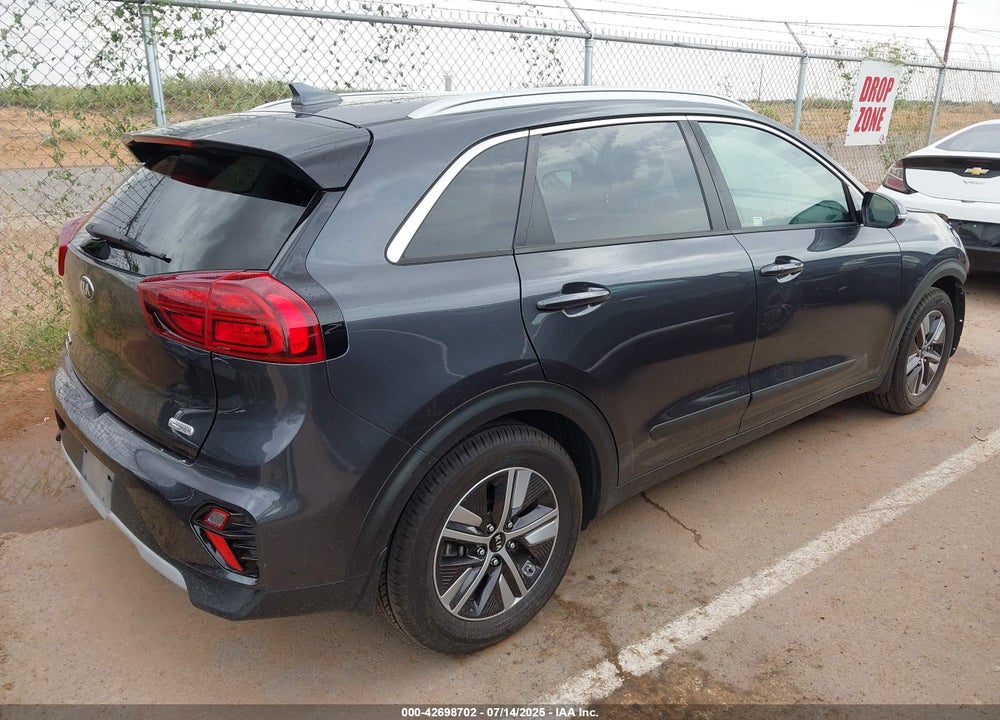 2020 KIA NIRO VIN: KNDCC3LD6L5428103