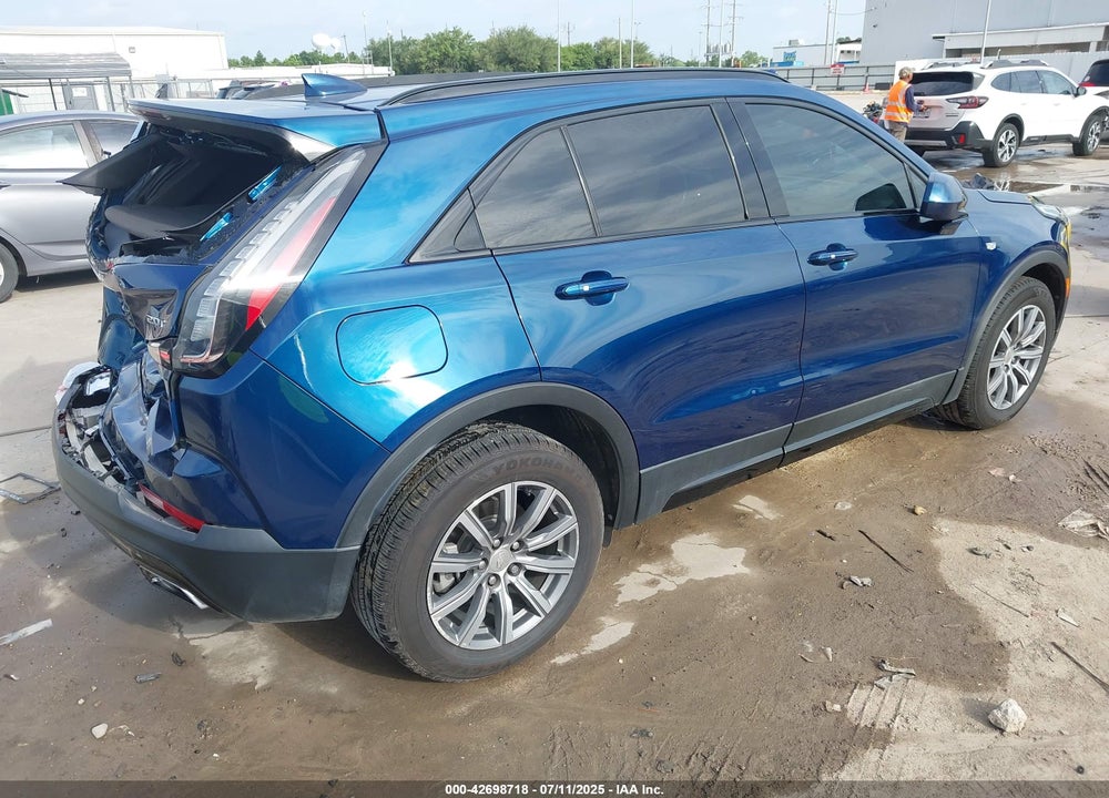2019 CADILLAC XT4 VIN: 1GYFZER42KF202481
