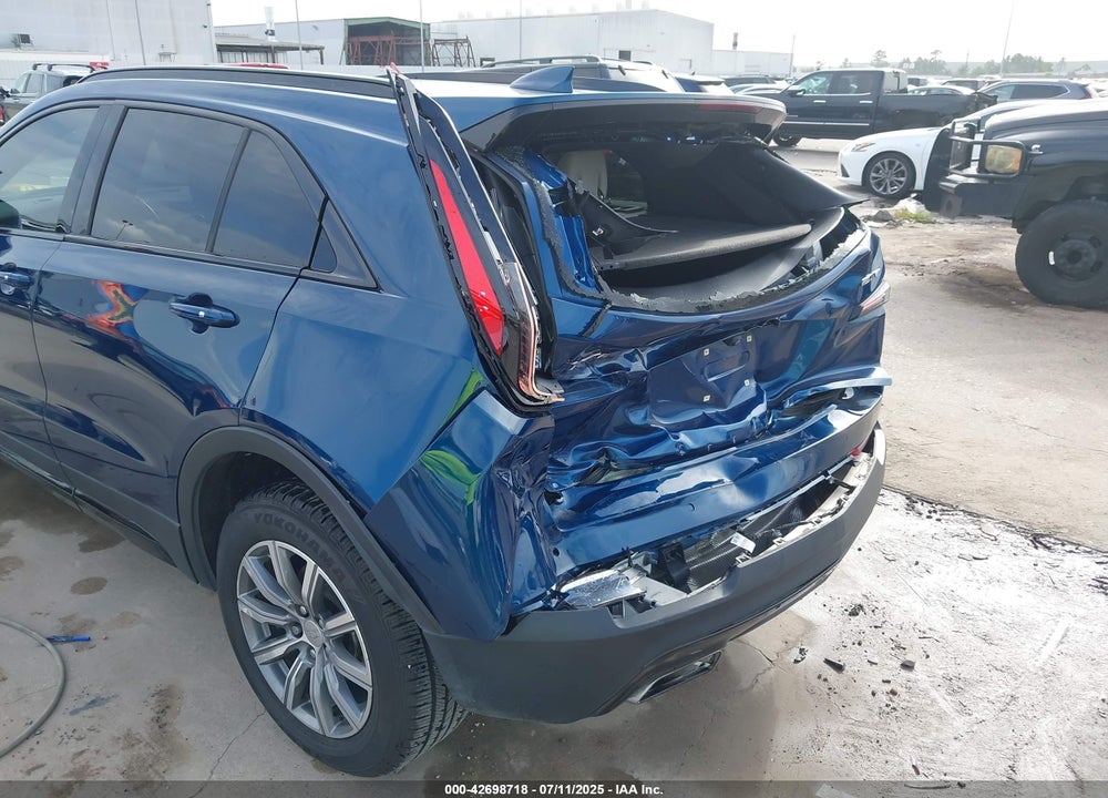 2019 CADILLAC XT4 VIN: 1GYFZER42KF202481
