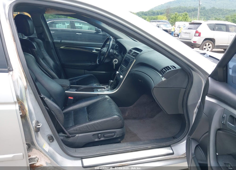 2005 ACURA TL VIN: 19UUA66245A040756
