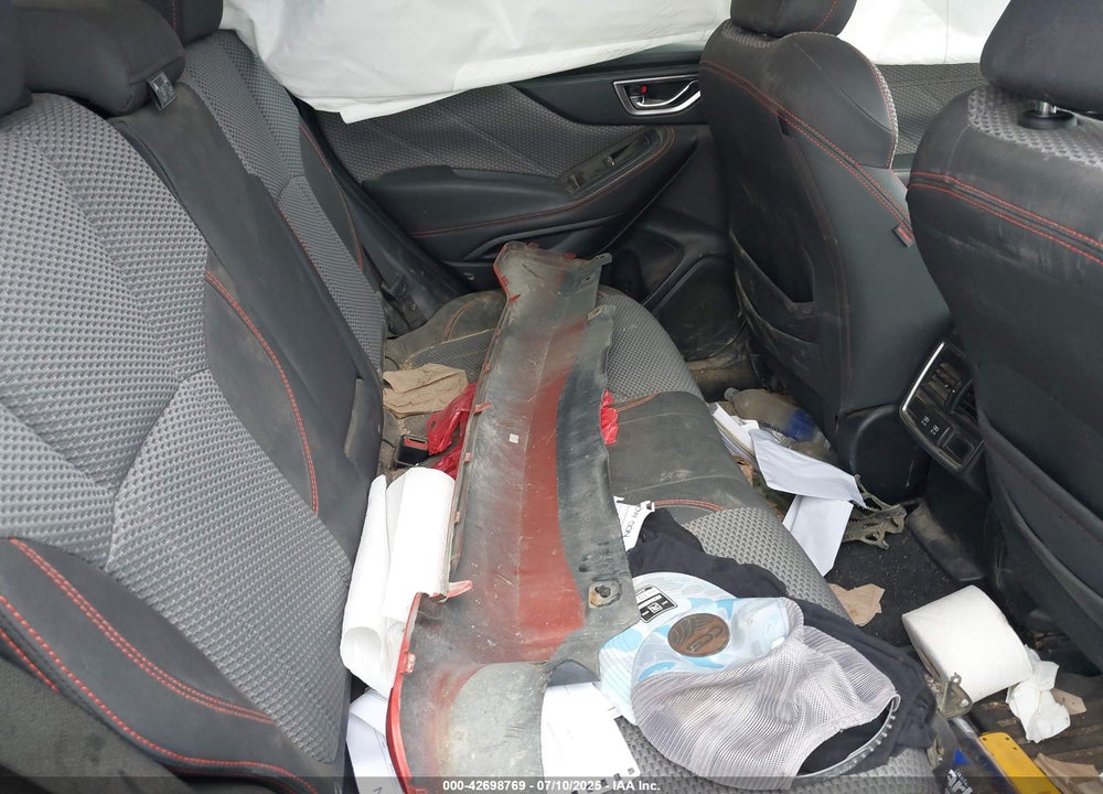 2019 SUBARU FORESTER VIN: JF2SKAJC1KH423600