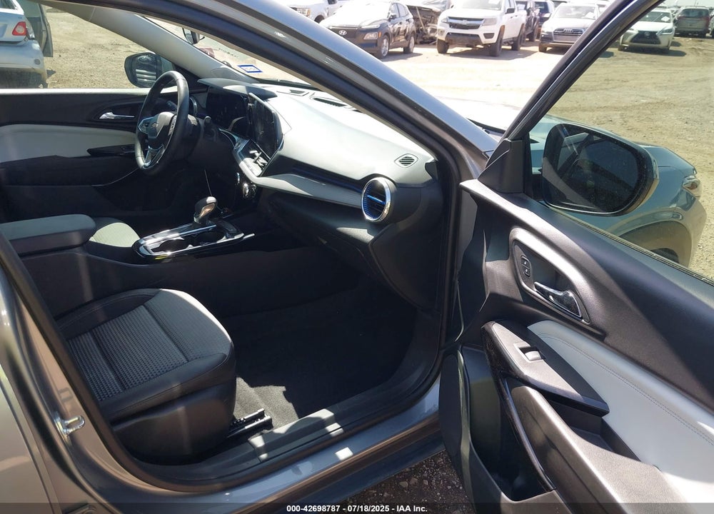 2024 CHEVROLET TRAX VIN: KL77LHE22RC064418