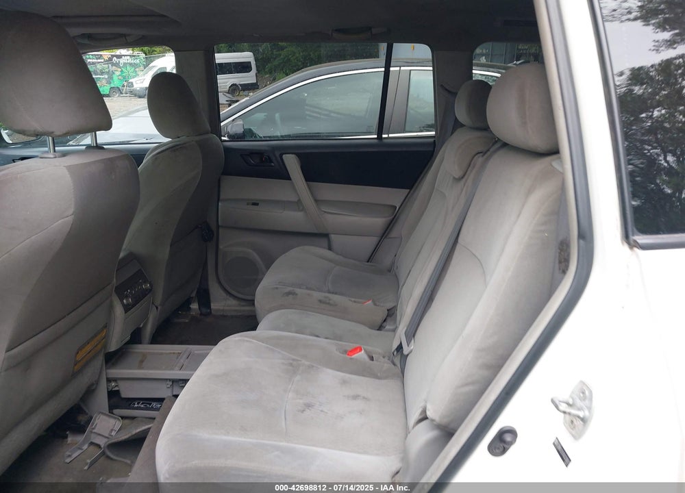 2010 TOYOTA HIGHLANDER VIN: 5TDBK3EH7AS030601