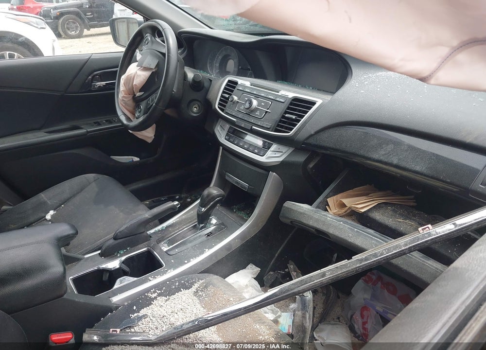 2014 HONDA ACCORD VIN: 1HGCR2F55EA164610