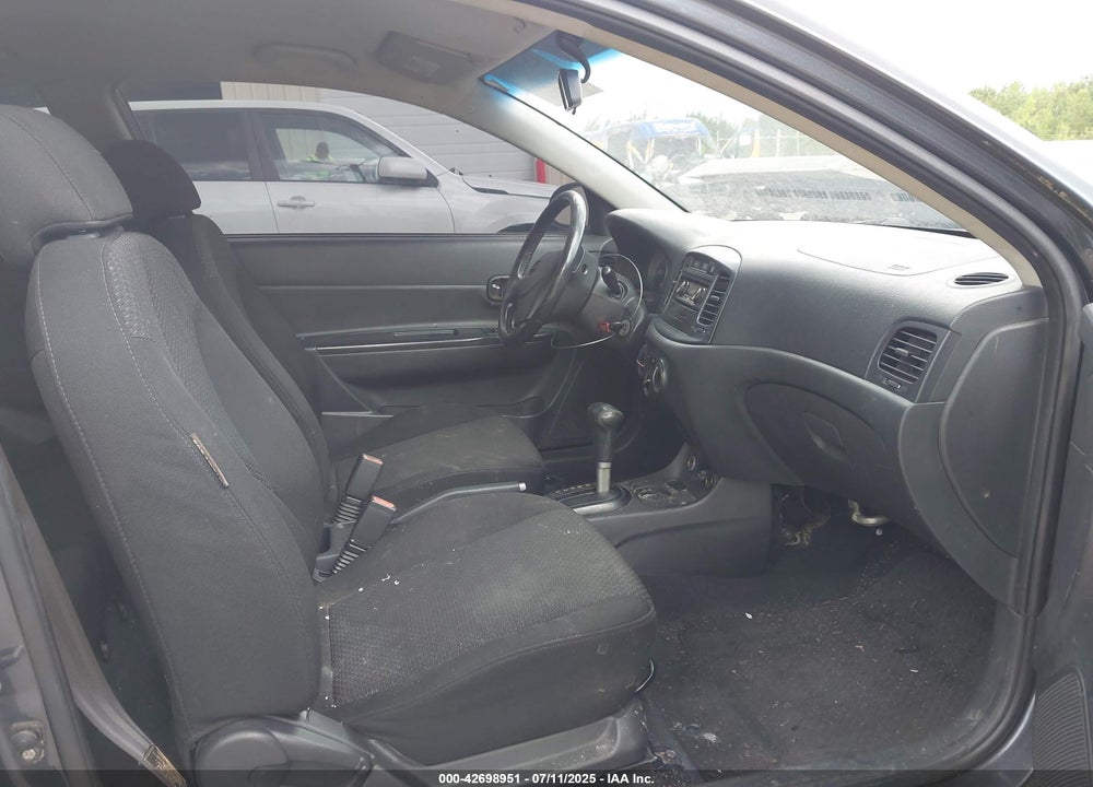 2008 HYUNDAI ACCENT SE VIN: KMHCN36C18U061231