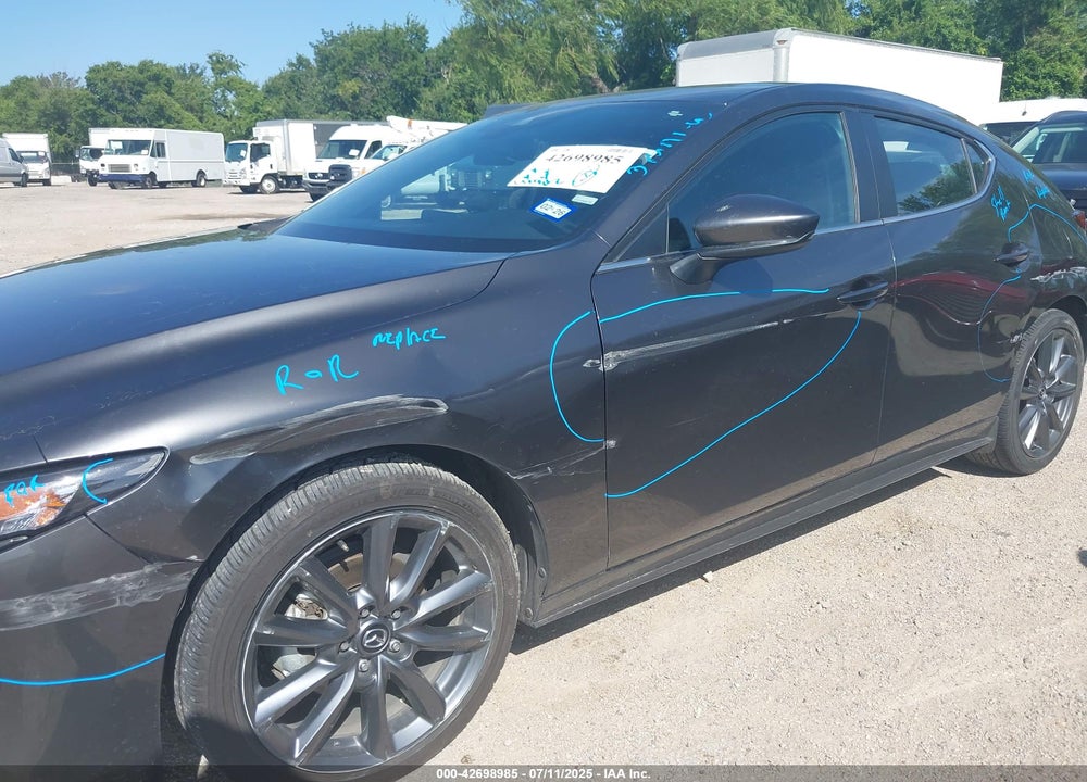 2023 MAZDA 3 VIN: JM1BPALM1P1611085