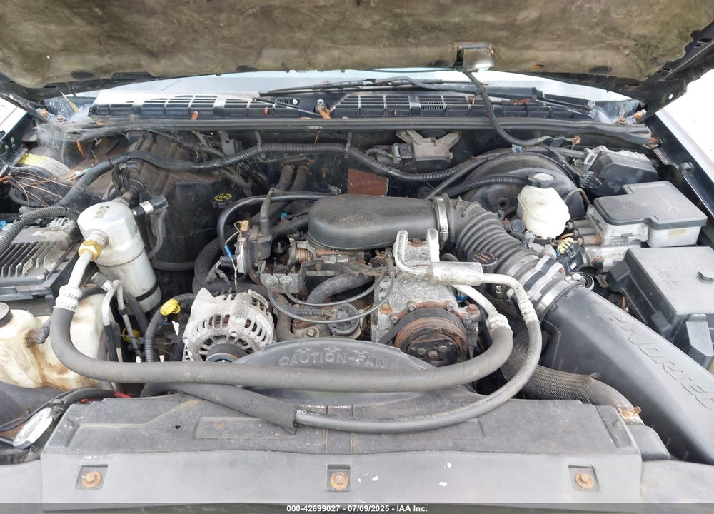 1999 GMC JIMMY SLS VIN: 1GKCT18W9XK514581