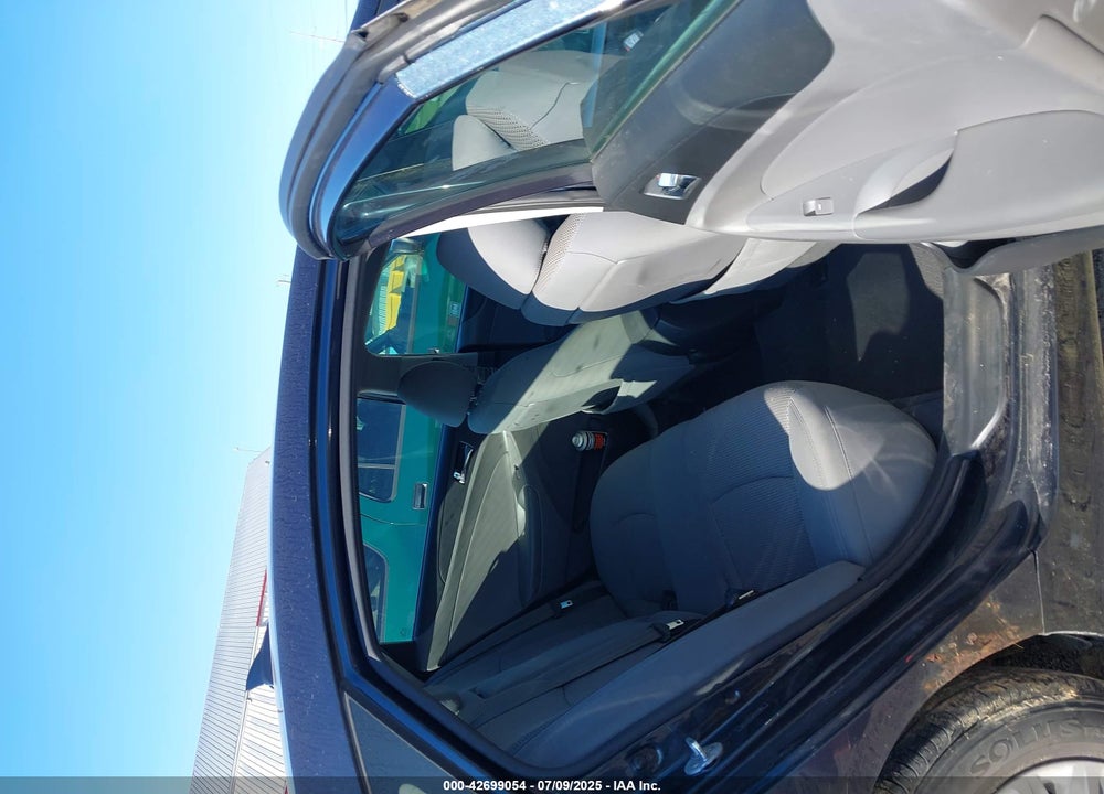 2013 HYUNDAI SONATA GLS VIN: 5NPEB4AC0DH557063