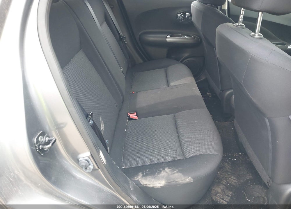 2013 NISSAN JUKE VIN: JN8AF5MR2DT218183