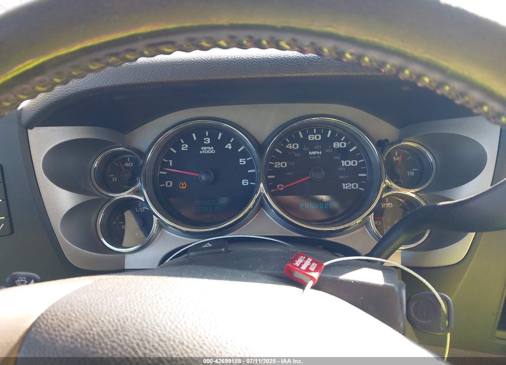 2007 CHEVROLET SILVERADO 1500 VIN: 2GCEC13J571733425