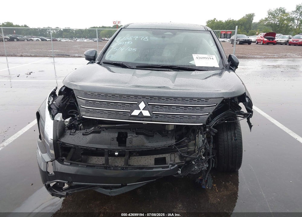 2024 MITSUBISHI OUTLANDER SE 2.5 2WD/SE BLACK EDITION S-AWC/SE BLACK EDITION W/PANO ROOF S-AWC VIN: JA4J3VA85RZ088978
