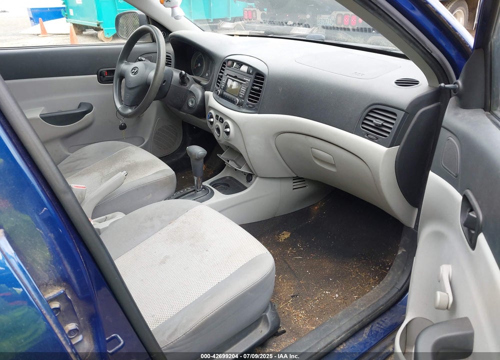 2010 HYUNDAI ACCENT GLS VIN: KMHCN4AC5AU423936