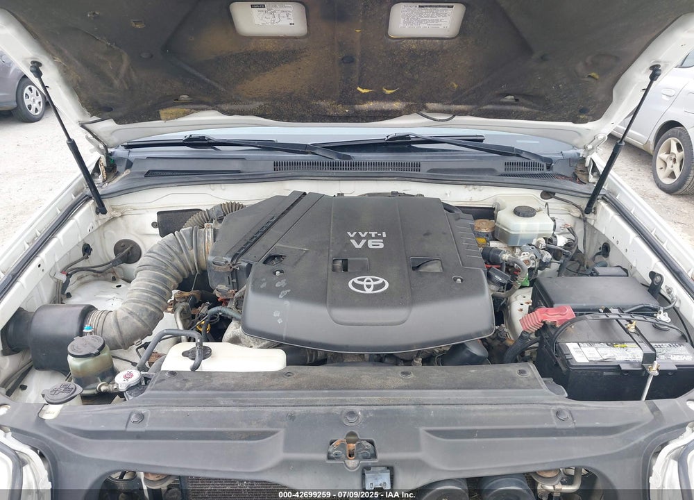 2004 TOYOTA 4RUNNER SR5 V6 VIN: JTEBU14R240055580