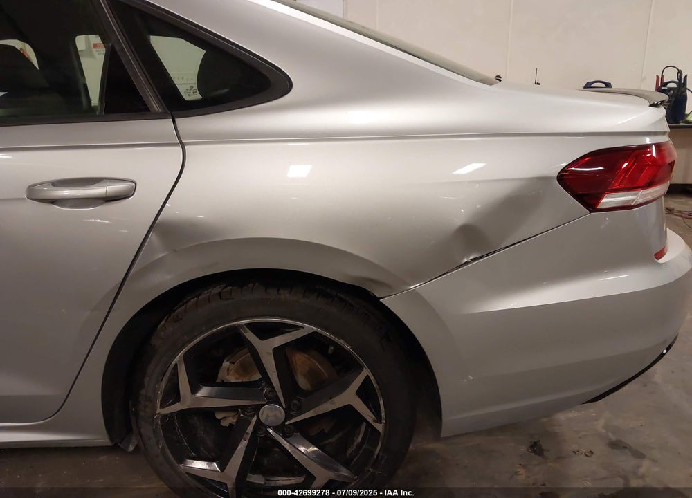 2021 VOLKSWAGEN PASSAT VIN: 1VWMA7A37MC001227
