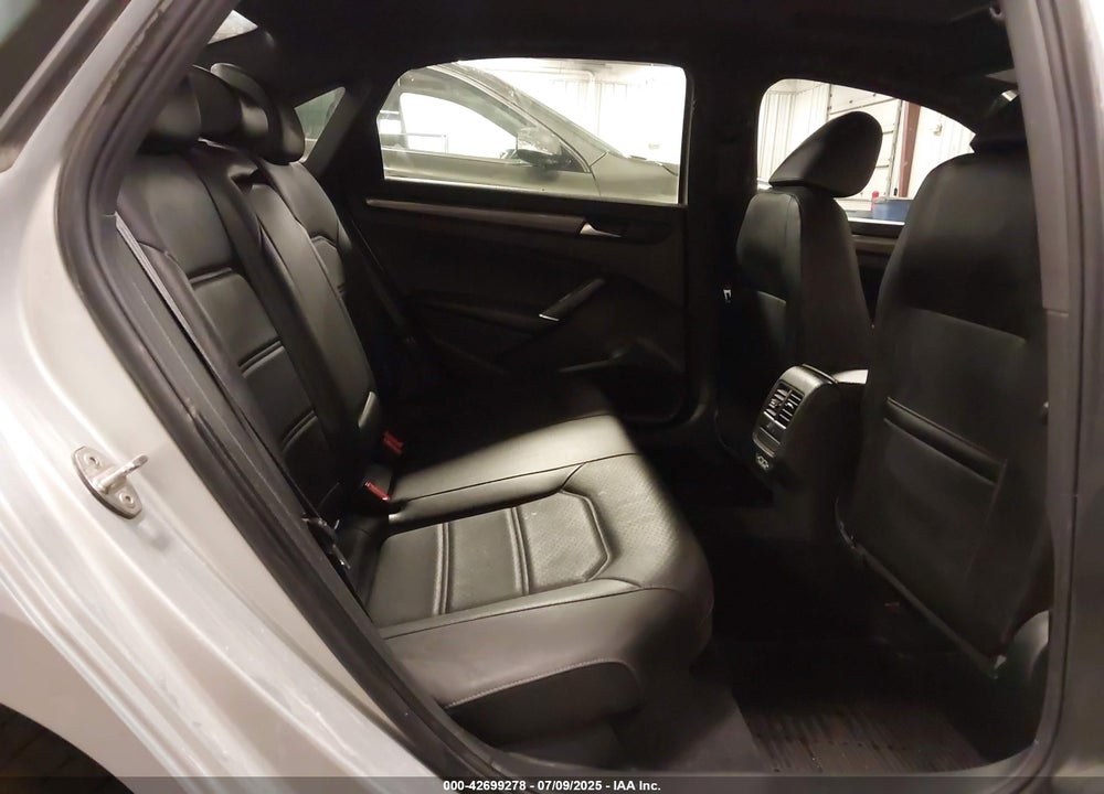 2021 VOLKSWAGEN PASSAT VIN: 1VWMA7A37MC001227
