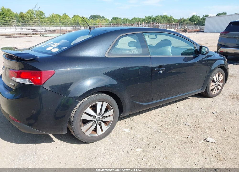 2013 KIA FORTE KOUP VIN: KNAFU6A2XD5743305