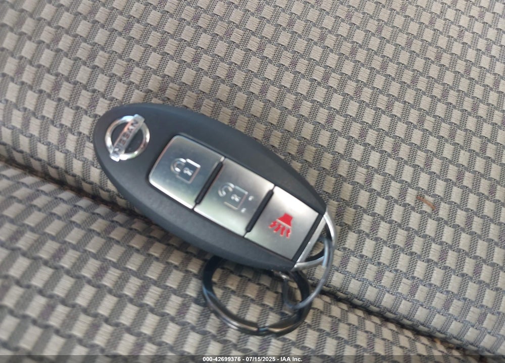 2007 NISSAN VERSA VIN: 3N1BC13E77L354613