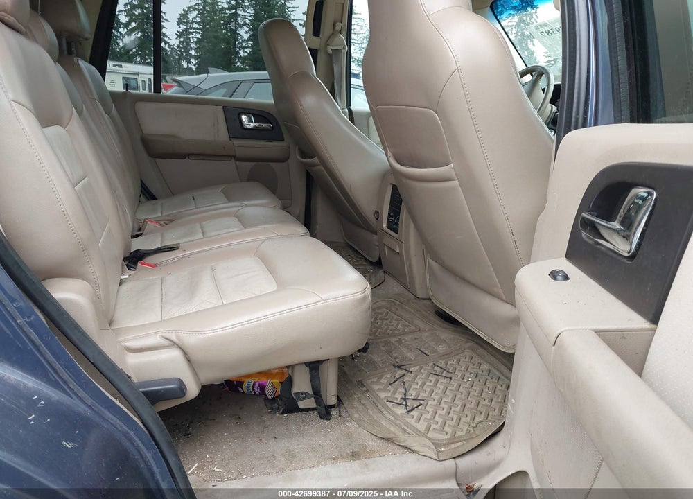 2005 FORD EXPEDITION VIN: 1FMFU18585L102679