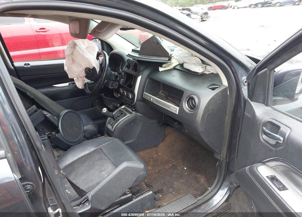 2014 JEEP COMPASS LATITUDE VIN: 1C4NJDEB5ED731091