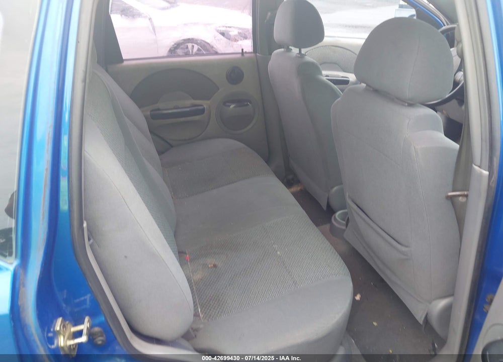2004 CHEVROLET AVEO LS VIN: KL1TJ62674B192047