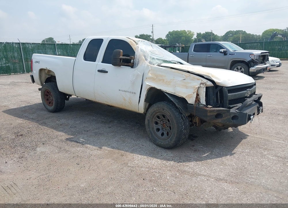 2011 CHEVROLET SILVERADO 1500 WORK TRUCK VIN: 1GCRKPE36BZ307863