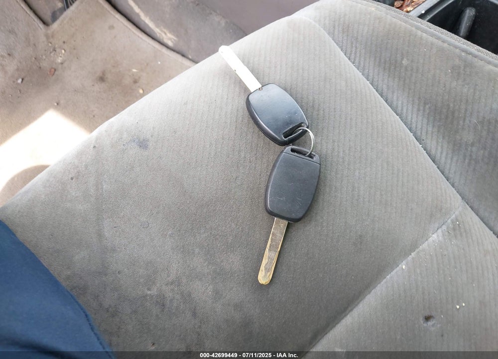 2010 HONDA CIVIC VIN: 2HGFA1F86AH556774