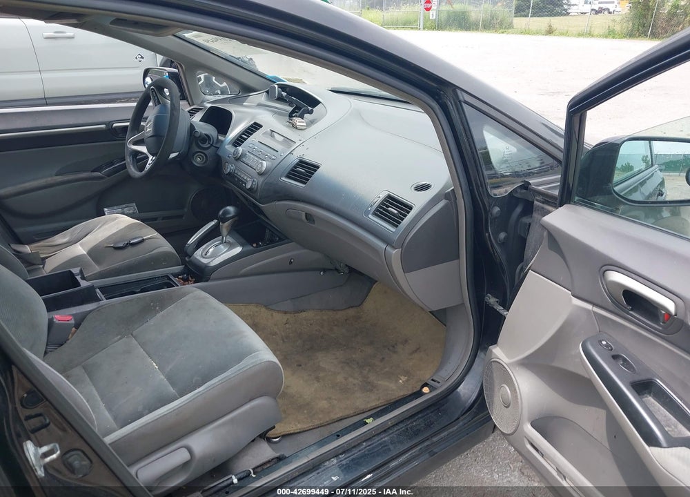 2010 HONDA CIVIC VIN: 2HGFA1F86AH556774