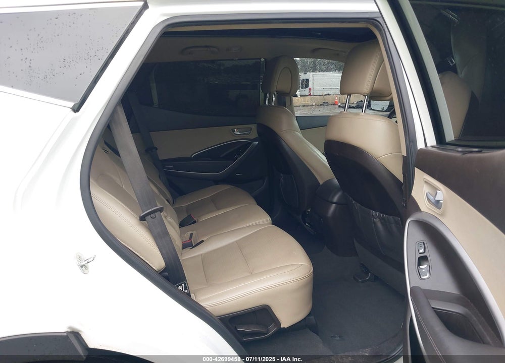 2016 HYUNDAI SANTA FE SPORT 2.4L VIN: 5XYZUDLB0GG327518