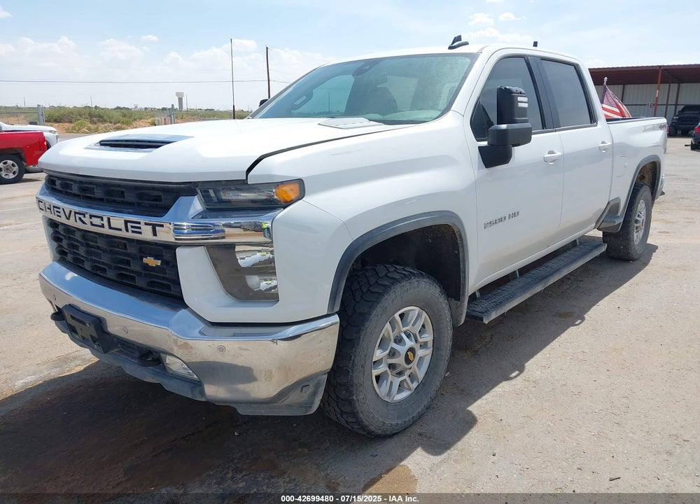 2021 CHEVROLET SILVERADO 2500HD 4WD STANDARD BED LT VIN: 1GC4YNE76MF285111