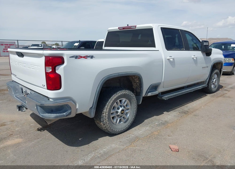 2021 CHEVROLET SILVERADO 2500HD 4WD STANDARD BED LT VIN: 1GC4YNE76MF285111