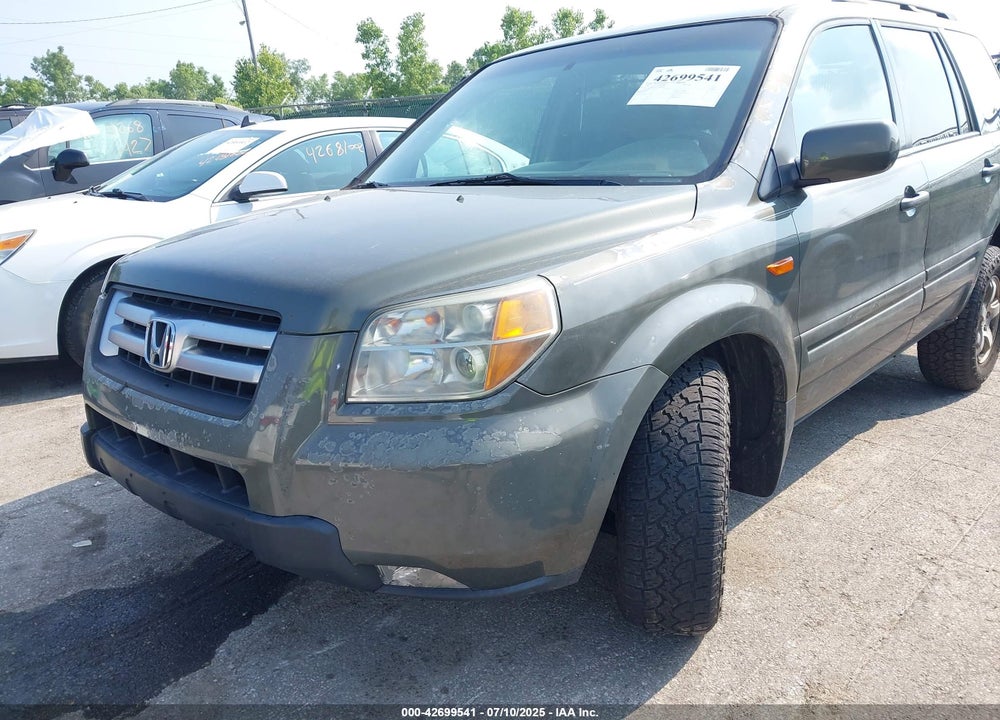 2006 HONDA PILOT EX VIN: 5FNYF184X6B026436