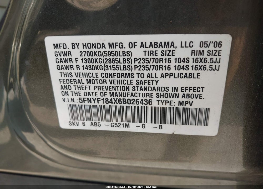 2006 HONDA PILOT EX VIN: 5FNYF184X6B026436