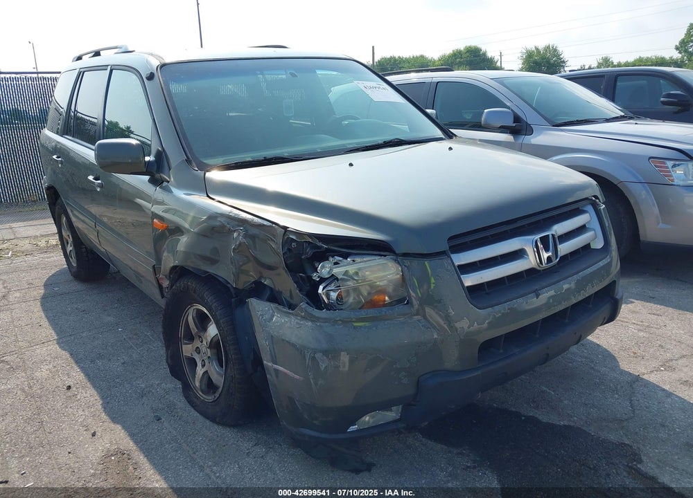 2006 HONDA PILOT EX VIN: 5FNYF184X6B026436