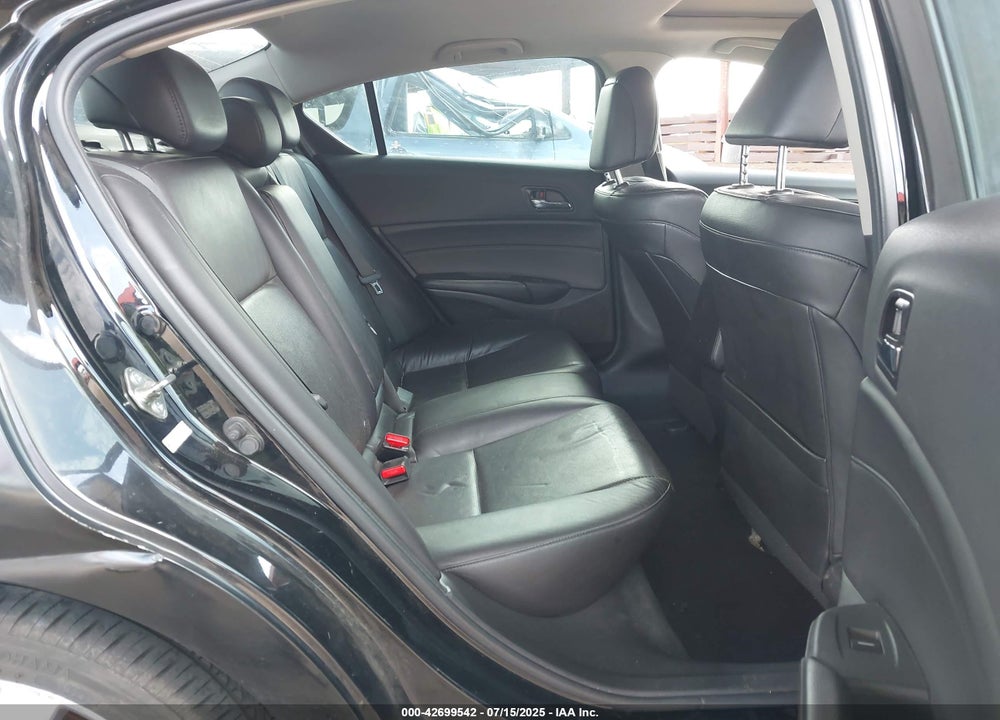 2015 ACURA ILX VIN: 19VDE1F33FE006961