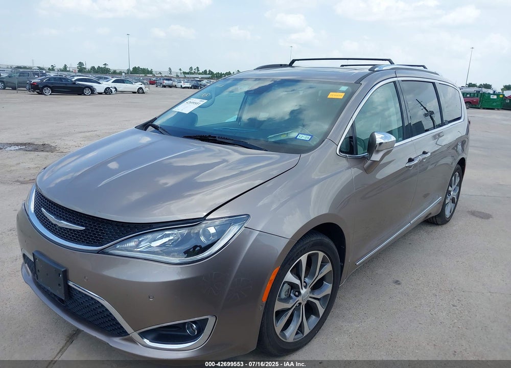 2017 CHRYSLER PACIFICA LIMITED VIN: 2C4RC1GGXHR652729