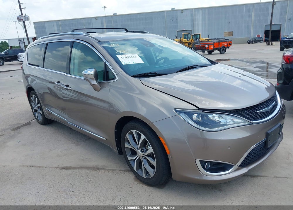 2017 CHRYSLER PACIFICA LIMITED VIN: 2C4RC1GGXHR652729