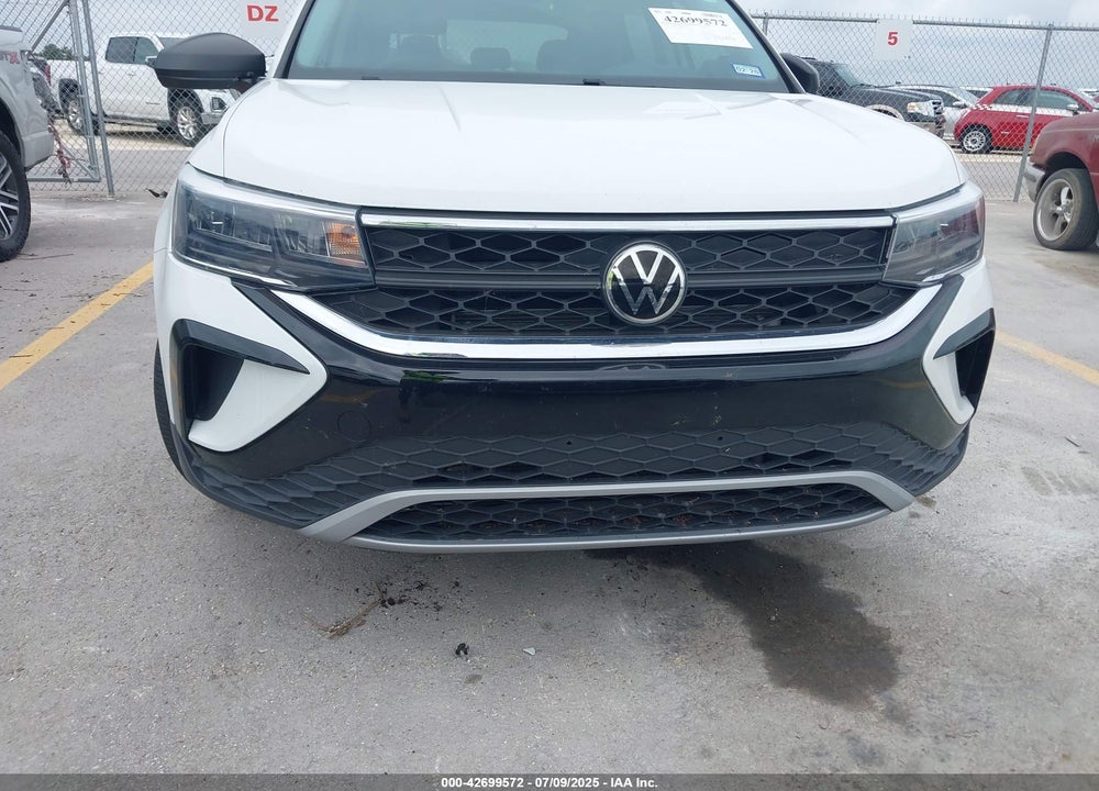 2022 VOLKSWAGEN TAOS VIN: 3VVDX7B27NM038755