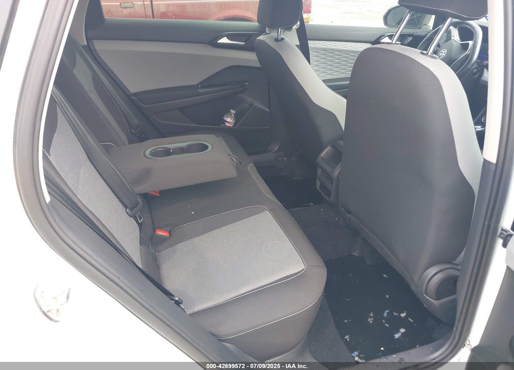 2022 VOLKSWAGEN TAOS VIN: 3VVDX7B27NM038755