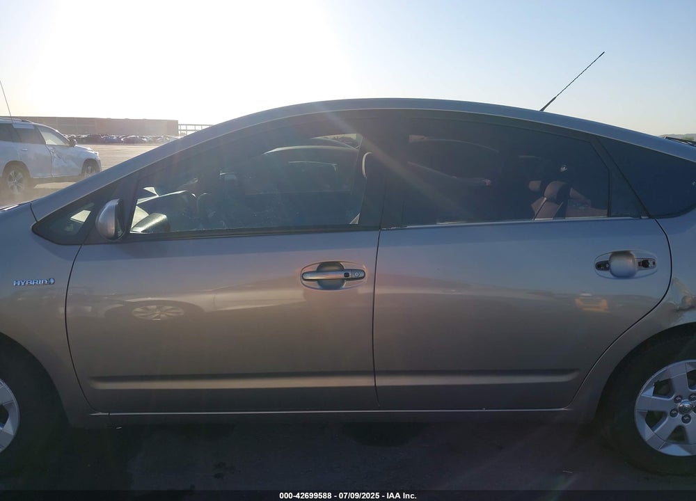 2008 TOYOTA PRIUS VIN: JTDKB20U887789180