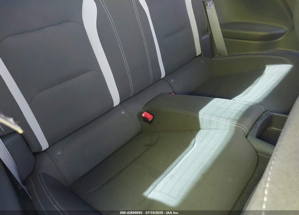 2021 CHEVROLET CAMARO VIN: 1G1FB1RX3M0126832