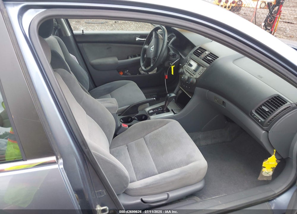 2007 HONDA ACCORD 2.4 EX VIN: 1HGCM56717A054397