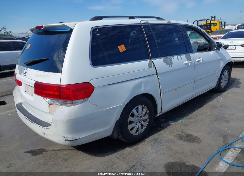 2008 HONDA ODYSSEY VIN: 5FNRL38418B015921
