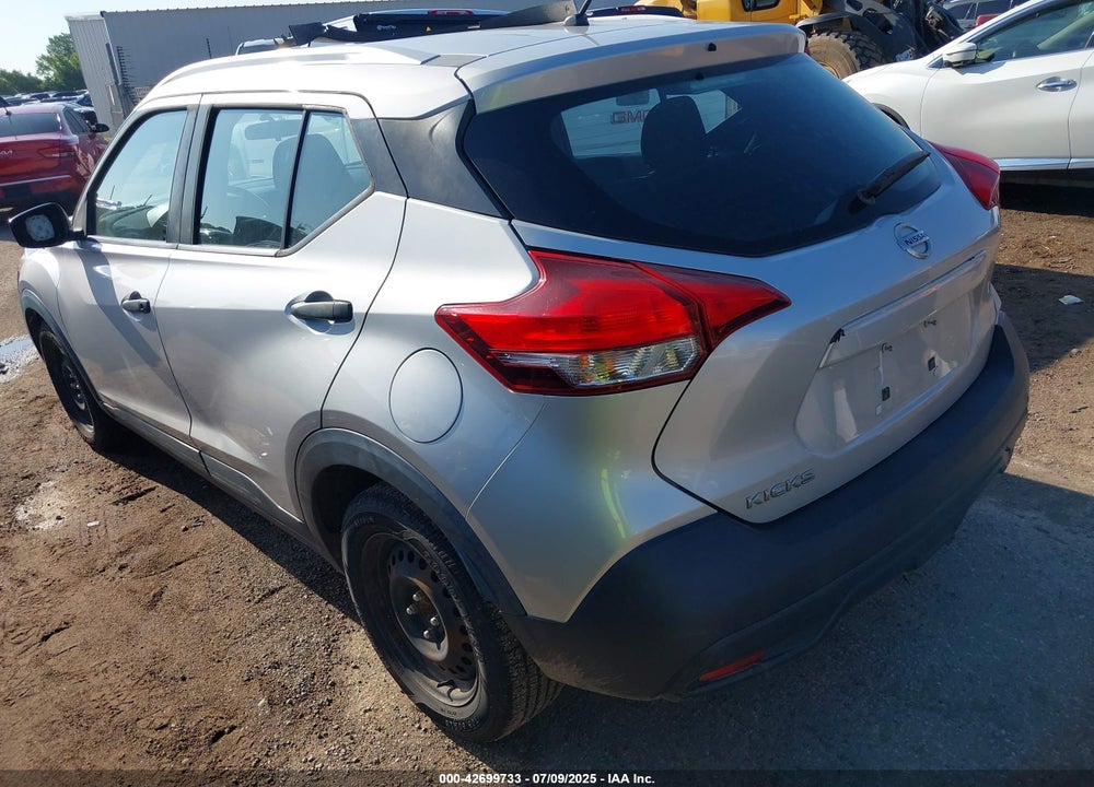 2019 NISSAN KICKS VIN: 3N1CP5CUXKL495580