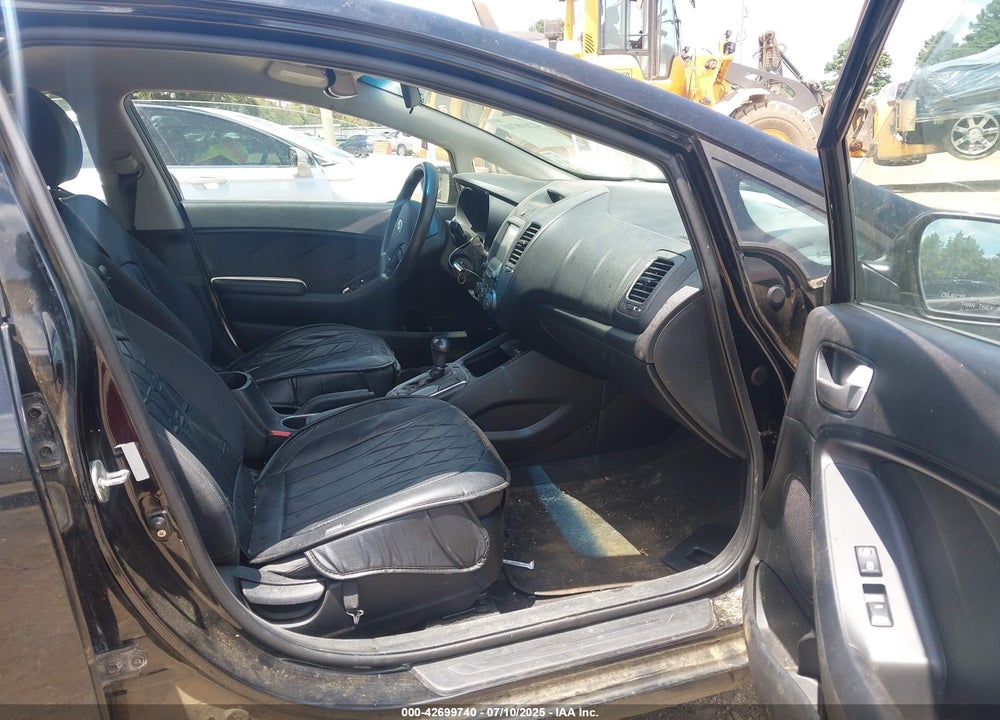 2018 KIA FORTE VIN: 3KPFL4A74JE235093
